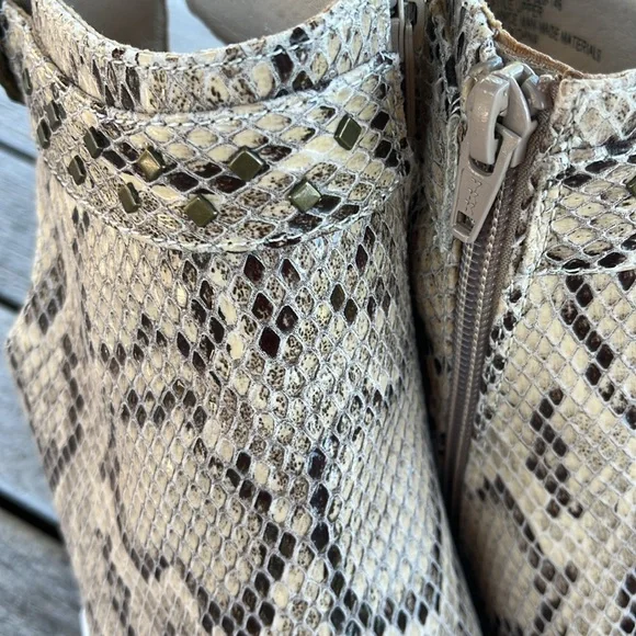NWOT BareTraps Reining Faux Snakeskin Bootie Sandals Women’s size 8 - Picture 13 of 16
